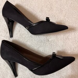 Tahari Women's Black Heals